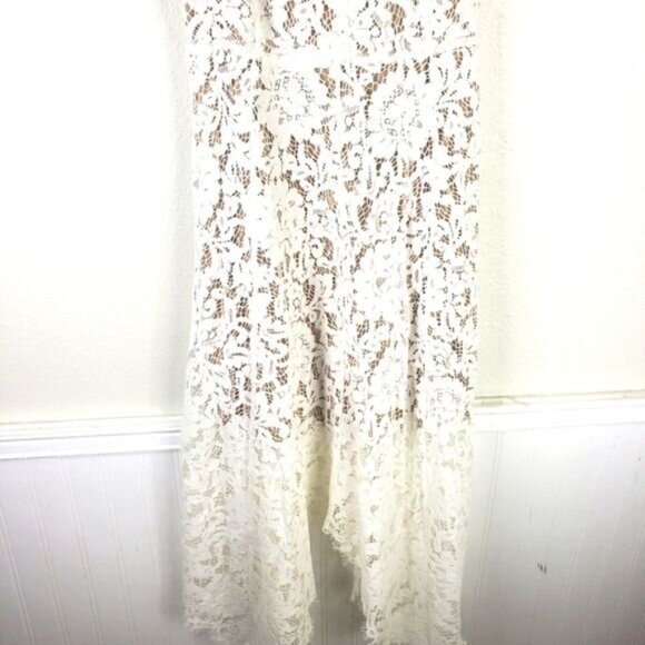 Women's Lulu's Elegant White Nude HI-LOW Lace Dress Size Medium - Picture 6 of 9